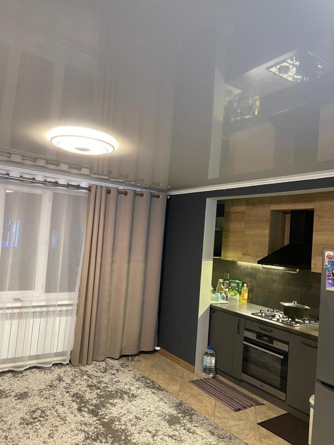 ホテル Fam_House ビシュケク エクステリア 写真